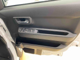 お車の状態をしっかりとお伝えするために1台の車両に付き40枚以上の画像を用意しております。外装はもちろん、室内の装備やお車の特徴などごらんください。