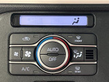 【オートエアコン】 お好みの室温を自動でキープ!大きくて見やすいボタンや画面・アイコンで、操作もとても簡単です