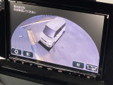 乗車前に360°カメラで確認ができます。