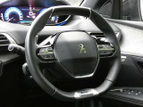 お忙しく実車確認できないお客様にも安心してご購入頂けるクオリティを目指しております。全国のプジョーディーラーで保証が受けられます。