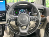 【純正革巻きステアリング】上質な革を使用することで、手にしっかり馴染みとても運転しやすいハンドルです♪