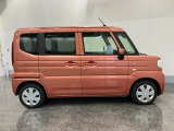 後席両側電動スライドドア☆開け閉めの際に隣の車や壁にぶつける心配もありません。