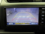 バックモニターを装備しています。車庫入れ時等に車両後方が確認出来るのでとても便利です。