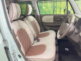 運転席シート廻りは使用感も少なく、良好な状態となっています。前オーナー様が丁寧に使っていたことがよくわかりますね。