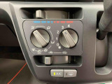お客様から下取仕入れをする際には、1台づつ査定を行ってお車の状態をチェックしております。自社でメンテナンスの履歴がしっかりしている車両もたくさん入荷しています。