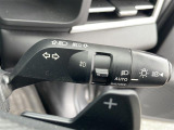 【オートライト】は、付け忘れや消し忘れを防ぐことができます。高速道路などのトンネルなどにも役立ちます♪