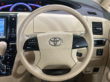 【純正革巻きステアリング】上質な革を使用することで、手にしっかり馴染みとても運転しやすいハンドルです♪