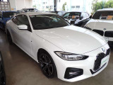 BMW在庫保有台数常時100台以上!ご来店の際はBMW本店(厚木市下荻野140-1)にご来店ください!弊社自慢の全天候型ショールーム!BMW在庫保有台数常時100台以上ございます!