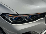 BMWを熟知したメカニックによる、360度の納車前点検。ドイツ本国と同様の教育・訓練を受けたメカニックが徹底的に点検、整備した後にお客様にお引渡しします。