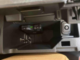 お車の状態をしっかりとお伝えするために1台の車両に付き40枚以上の画像を用意しております。外装はもちろん、室内の装備やお車の特徴などごらんください。
