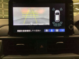 バックでの車庫入れも安心です! リアカメラが付いているバックモニター付のナビを装備しております。バンパーについているソナーや、操作線もついており距離感も画面から確認できます。