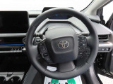 ぜひ展示車の運転席に座ってみてください。