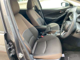 【運転席パワーシート】運転手にあったシートパターンに調整可能です。