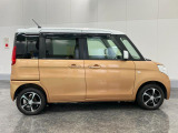 後席両側スライドドア☆開け閉めの際に隣の車や壁にぶつける心配もありません。