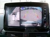 アラウンドビューモニター!空から見下ろしているかのような映像を映し出します。駐車時には安心ですよね♪