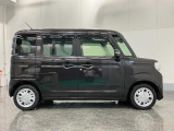 後席両側電動スライドドア☆開け閉めの際に隣の車や壁にぶつける心配もありません。