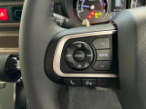 【ステアリングスイッチ】 手元のスイッチでオーディオなどの操作ができます