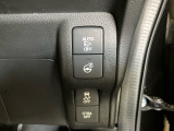 ハンドルヒーターが付いておりますので、冬場は快適に運転できます!
