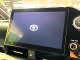 【10.5インチ ディスプレイオーディオ】大画面のディスプレイはAppleCarPlayやAndroidAutoが利用可能。大きな画面でスマホナビアプリ等が利用いただけます♪