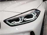 BMWのオートライトは積極的にライトをつけることにより、自車の存在を周囲に向けアピールいたします。それは安全性への配慮でもあります。