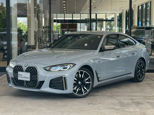 4シリーズグランクーペM440i xドライブ 4WD