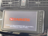 【メーカー純正ナビ】インテリアに溶け込むスタイリッシュな「専用設計」メーカーナビを装備♪視認性や操作性など基本性能にも優れ、より上質なカーライフをお楽しみいただけます。