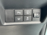 運転席操作部スイッチの画像です。