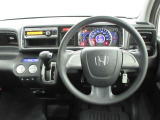 運転席はその車の重要ポイント。ぜひ実際にご乗車ください。お待ちしてます。