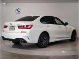 BMWのお車は、“駆け抜ける歓び”を体現しております。走行の安定性とコーナリングの良さを追求し、思い通りにハンドルの操作可能です。