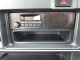 純正スピーカー内臓AMFMラジオデッキになります!