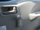中古車なので、どなたでも走行距離は気になります。当社は【走行管理システム】という全国単位の共有システムにて全車両の走行距離の不正をチェック済!メーター不正の車輌は販売いたしません!!