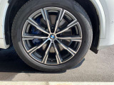 右フロント 275/45R20