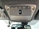 運転席周りの画像です。