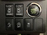 リヤのスライドドアを電動で開閉することが可能になっています☆運転席からもリモコンキーからもドアのハンドルからも開閉が可能です☆