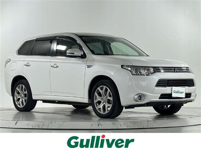 アウトランダーPHEV 2.0 G ナビパッケージ 4WD 4WD 修復歴無し
