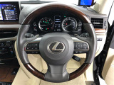 LX 570 4WD 4WD 本革シート