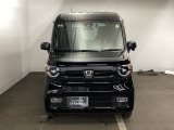 このフロントマスクは個性もいっぱい 人気の車です。