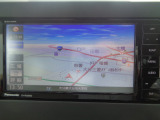 ナビが装着されております。オーディオ機能も充実しております。
