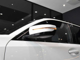 BMW、MINI認定中古車は360°を徹底的にチェック。エンジンやトランスミッション、電気系統やコンピュータ・システムなどを詳細に点検。交換基準に達した部品は整備した後にご納車いたします。