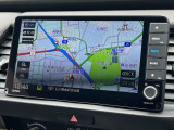 お出かけの際に安心のナビ付です☆バックカメラ機能で駐車もスムーズに行えます。