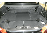 走りにこだわりながら収納力も持ち合わせたお車です。荷物を載せて軽快なドライブを楽しめますよ♪