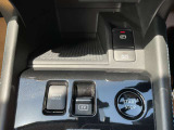 運転席まわりの画像です。