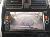日産純正ディーラーOPのバックビューモニター付きとなります。