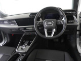Audiのインテリアはエクステリア同様、優れたデザイン性とクオリティ、そして機能性を兼ね備えております。