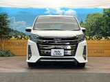 弊社では、全車『修復歴なし』のお車のみ取り扱っております。専任バイヤーによる厳選した仕入れの後、入庫後の車両チェックを行い、ネクステージが認定した高品質な中古車をご提供しております。