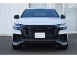 Q8 ブロンズ エディション ディーゼル 4WD 
