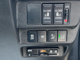 ETC車載器、運転席操作部スイッチの画像です。