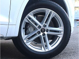 Q5 40 TDI クワトロ Sライン ディーゼル 4WD 