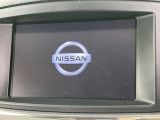 【メーカー純正ナビ】インテリアに溶け込むスタイリッシュな「専用設計」メーカーナビを装備♪視認性や操作性など基本性能にも優れ、より上質なカーライフをお楽しみいただけます。