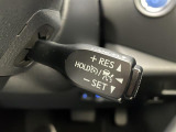 【 アダプティブクルーズコントロール 】設定した車速内で自動で加減速。先行車との車間距離を適切に維持した追従走行が可能です。